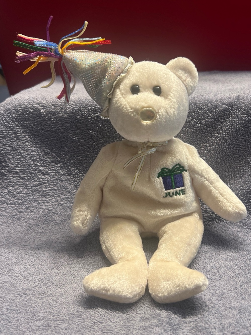 TY Beanie Babies JUNE the Teddy Birthday Bear with Hat 9.5” White 2002